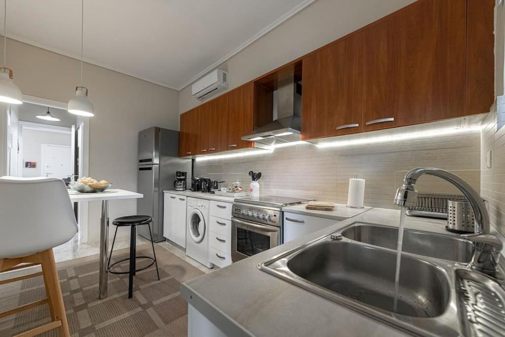 Cosy House Near The Airport And The Beach Порто-Рафти Экстерьер фото